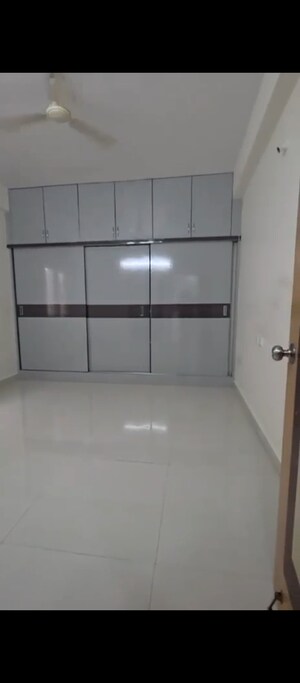 Room in 2 BHK Apartment at Madhapur – for Sale