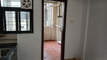 Room in 3 BHK Apartment at Brahma Suncity Platinum, Wadgaon Sheri – for Rent