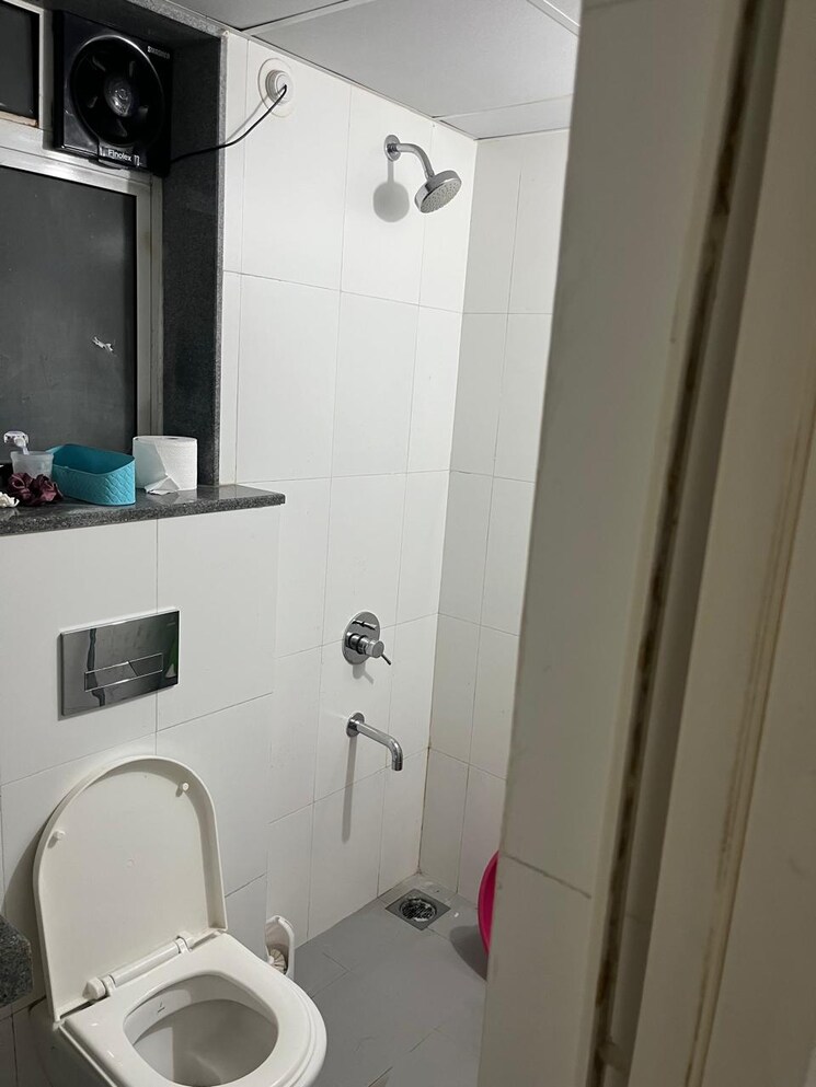Bathroom, godrej-24 2 Bedroom 920 Sq.Ft. Apartment In Hinjewadi Pune 9498726