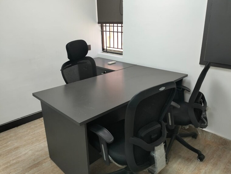 Team Area, sector 2 Commercial Office Space 1200 Sq.Ft. In Sector 2 Noida 9498721