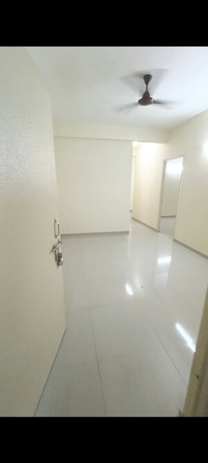 2 BHK Apartment For Rent in Pyramid Pride, Sector 76