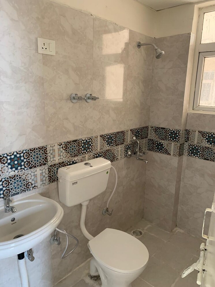 Bathroom, signature-global-prime 2 Bedroom 1232 Sq.Ft. Apartment In Sector 63a Gurgaon 9498727