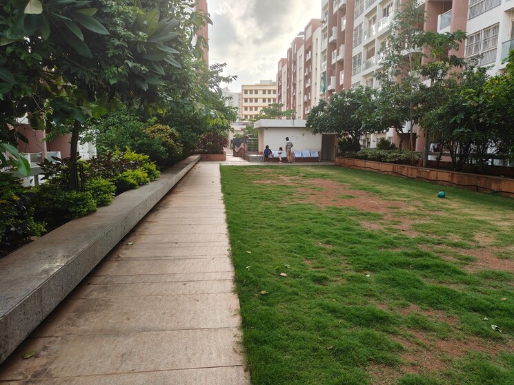 Garden, kohinoor-tinsel-county 1 Bedroom 341 Sq.Ft. Apartment In Hinjewadi Pune 9498731