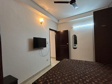 Bedroom in 1 BHK Builder Floor at Saket – for Rent