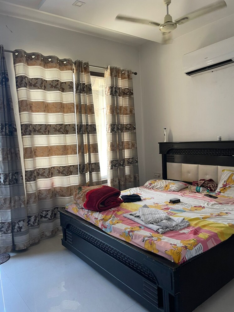 Bedroom, essentia-homes 3 Bedroom 1000 Sq.Ft. Apartment In Vip Road Zirakpur 9498774