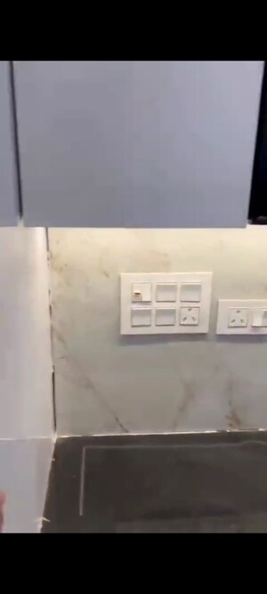 Furnished Amenities in 4 BHK Builder Floor at BPTP District Phase 2, Sector 84 – for Rent