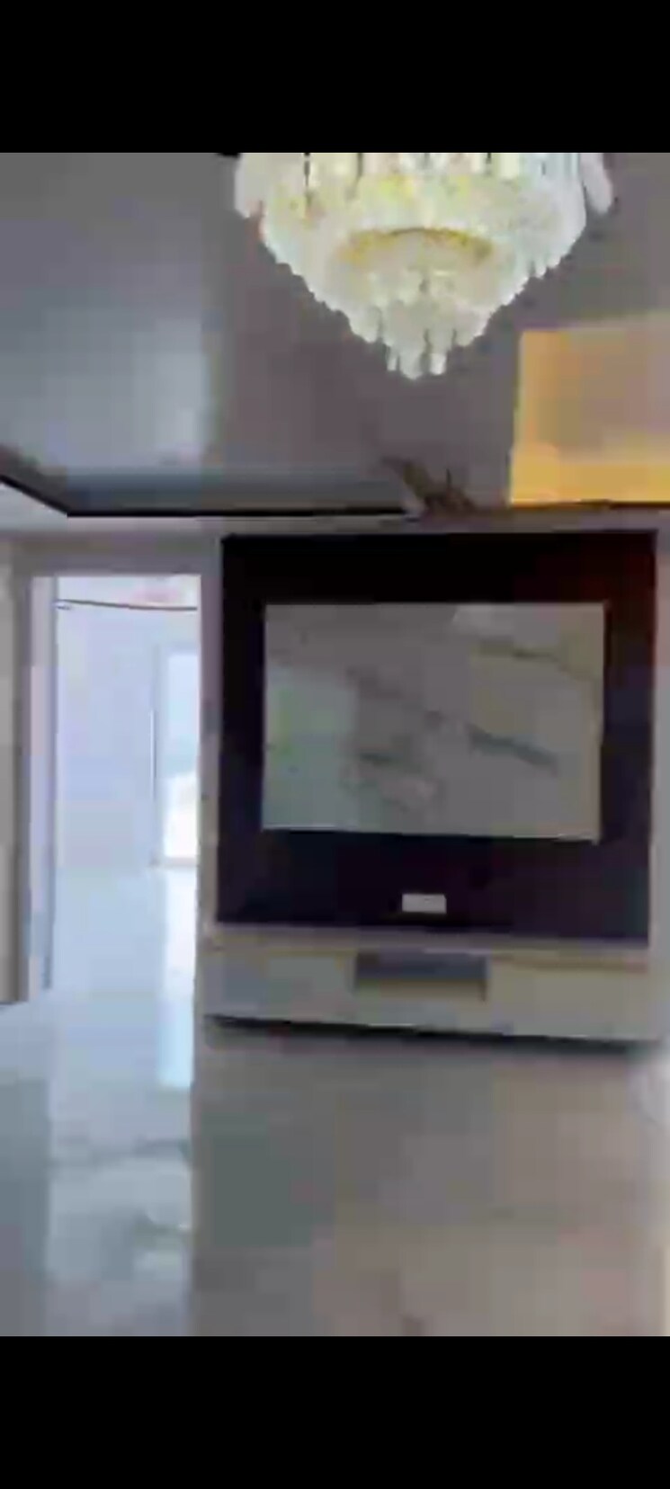 Room, bptp-district-phase-2 4 Bedroom 500 Sq.Yd. Builder Floor In Sector 84 Faridabad 9498834