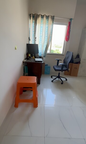 Team Area in 2 BHK Apartment at Kesnand – for Rent