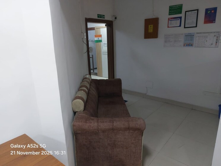 undefined, cbd belapur sector 11 Commercial Office Space 1750 Sq.Ft. In Cbd Belapur Sector 11 Navi Mumbai 9498904