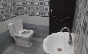 Bathroom in 3 BHK Apartment at Ambala Highway – for Rent