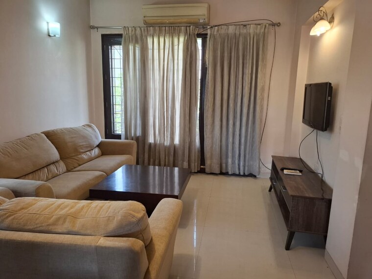 Living Room, sector 40 3 Bedroom 2300 Sq.Ft. Builder Floor In Sector 40 Gurgaon 9498950