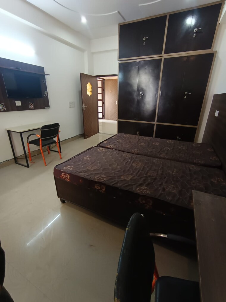 Kitchen, sector 57 3 Bedroom 1450 Sq.Ft. Builder Floor In Sector 57 Gurgaon 9498963