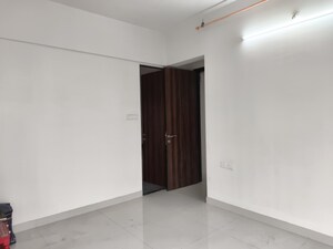 Room in 1.5 BHK Apartment at Sheth Avante, Kanjurmarg West – for Rent
