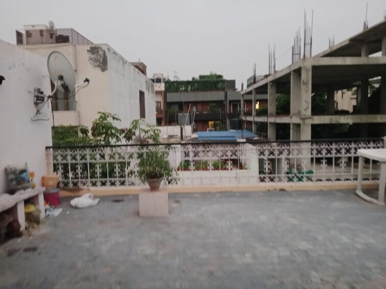 Cover Image, kalkaji 2 Bedroom 100 Sq.Yd. Builder Floor In Kalkaji Delhi 9499000