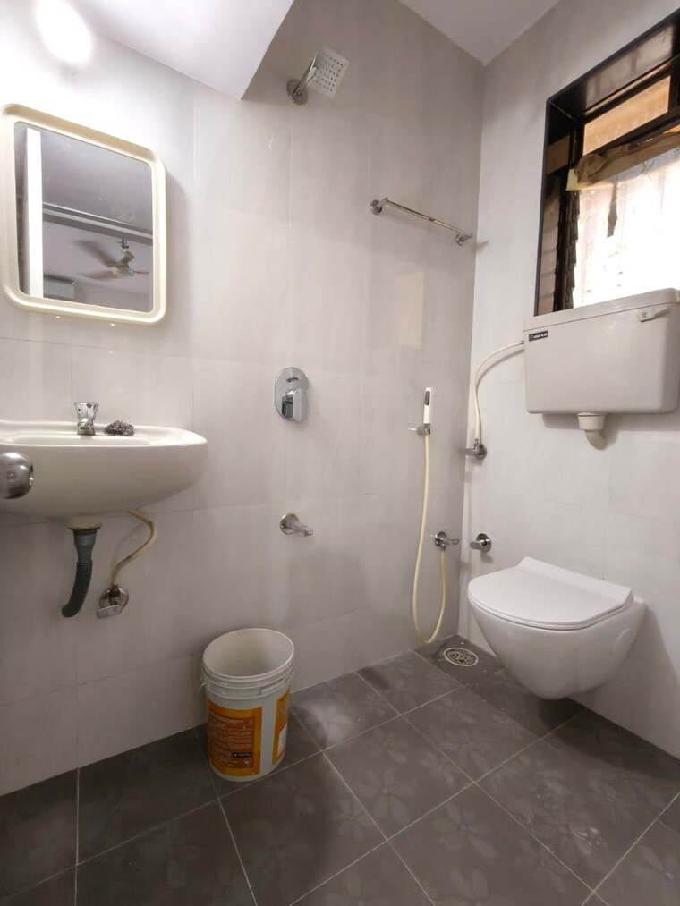 Bathroom, prathamesh-chs 2 Bedroom 680 Sq.Ft. Apartment In Borivali West Mumbai 9499027