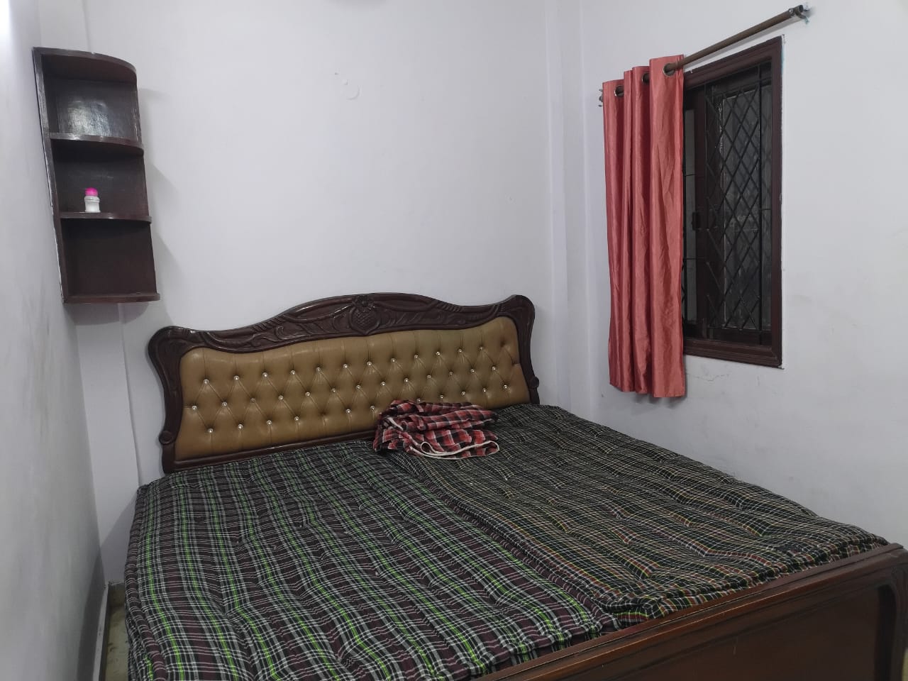 2 BHK + Extra Room Builder Floor For Rent in Kalkaji