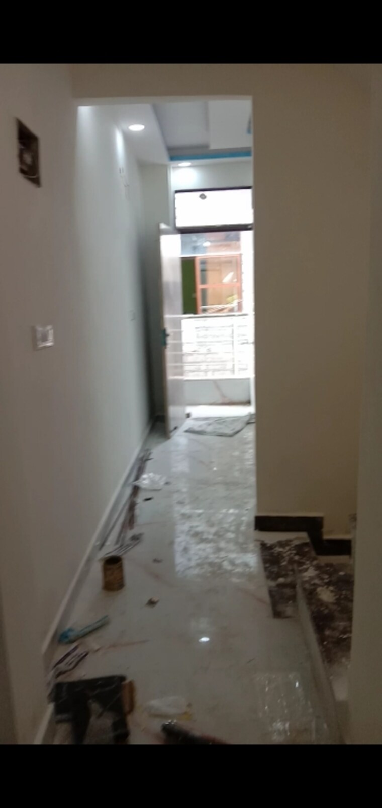 undefined, dwarka mor 1.5 Bedroom 648 Sq.Ft. Independent House In Dwarka Mor Delhi 9499036