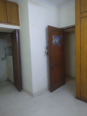 Room in 1 BHK Builder Floor at Kalkaji – for Rent