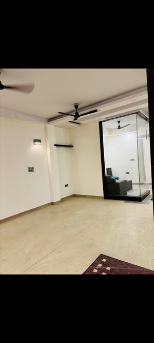 Room in 4 BHK Builder Floor at Maya Homes, Indrapuram – for Rent