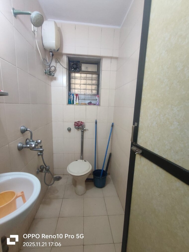 Bathroom, blooming-heights 1 Bedroom 550 Sq.Ft. Apartment In Powai Mumbai 9499055