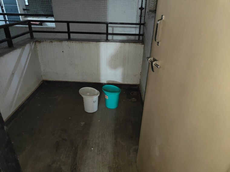 Bathroom, sun city 1 Bedroom 600 Sq.Ft. Apartment In Sun City Pune 9499056