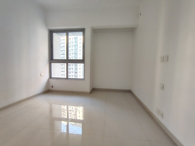 Room, kalpataru-immensa 2 Bedroom 637 Sq.Ft. Apartment In Kolshet Road Thane 9499088