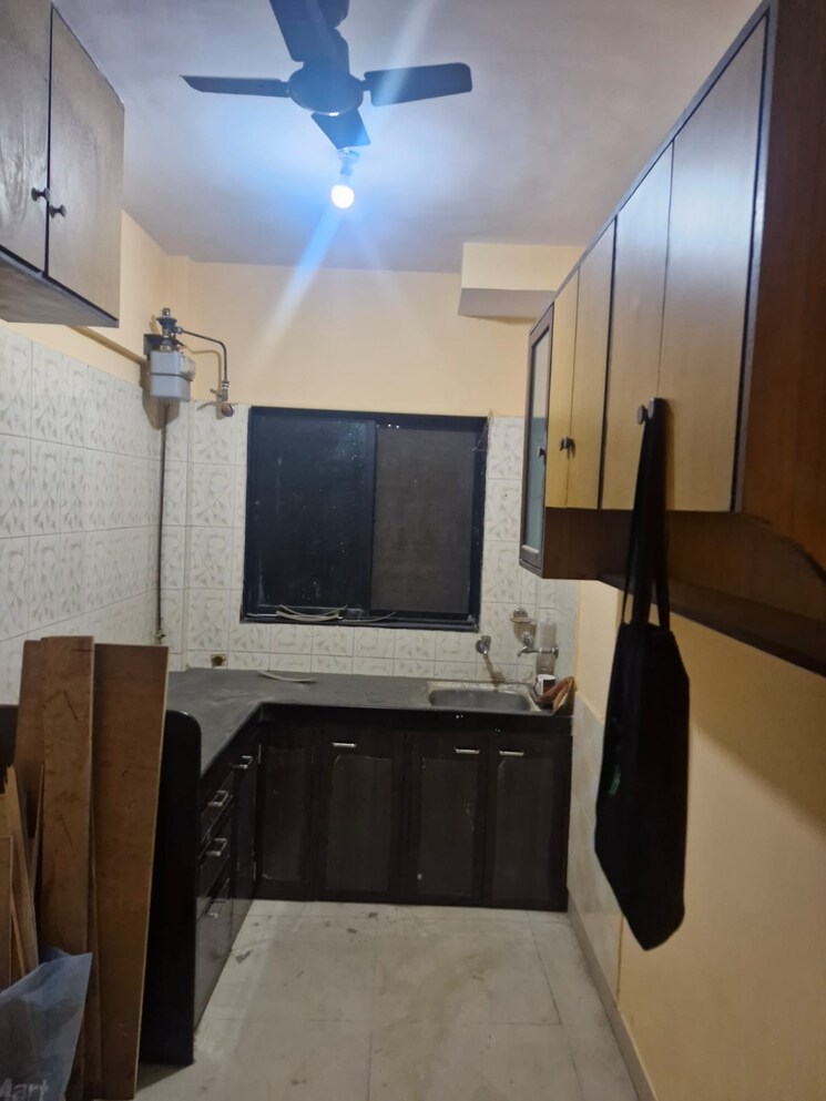 Living Room, dahisar west 2 Bedroom 600 Sq.Ft. Apartment In Dahisar West Mumbai 9499112