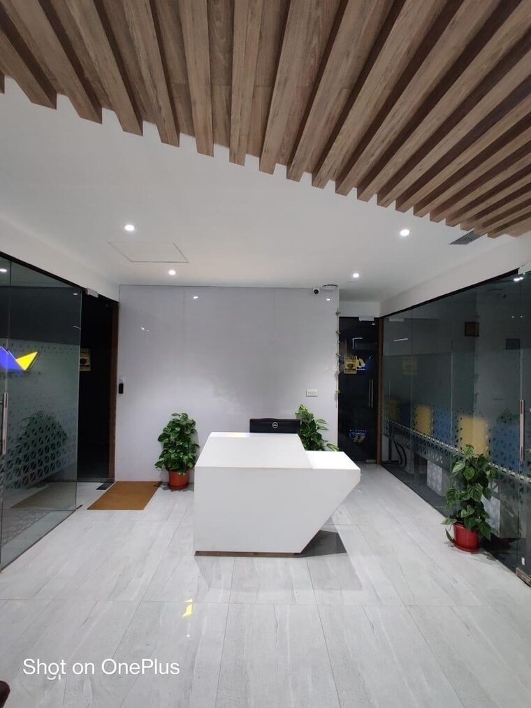 Team Area, senapati bapat road Commercial Office Space 2300 Sq.Ft. In Senapati Bapat Road Pune 9499098