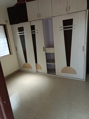 Room in 1 BHK Apartment at Madhuvishwa CHS, Bavdhan – for Rent