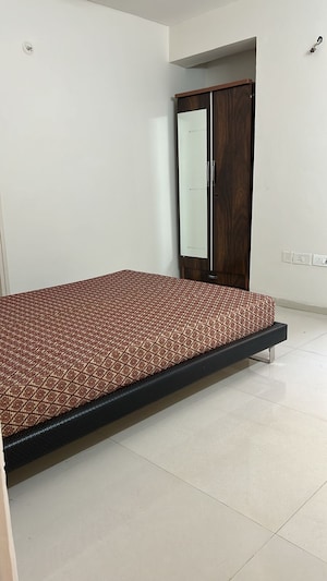 Bedroom in 4 BHK Apartment at Tulip Violet, Sector 69 – for Rent