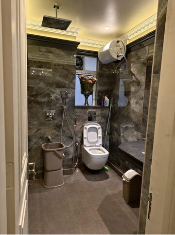 Attached Bathroom in 1 BHK Apartment at Park Street – for Rent