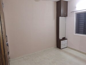 Room in 2 BHK Apartment at Sushant Golf City – for Rent