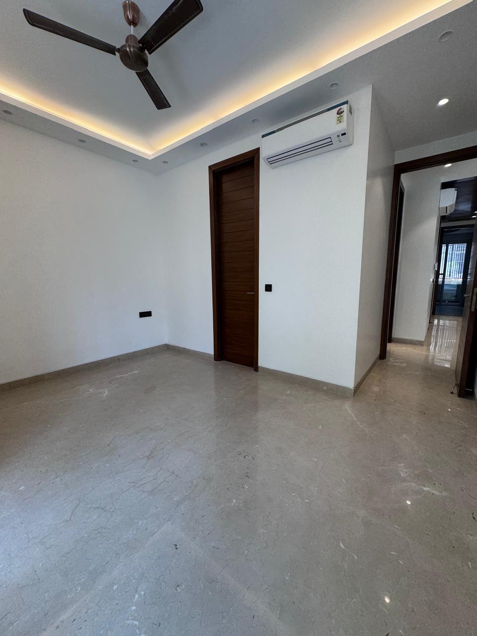 4 BHK + Extra Room Builder Floor For Rent in Kailash Colony