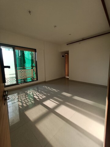 2 BHK Apartment For Rent in Lodha Panacea 1, Dombivli East