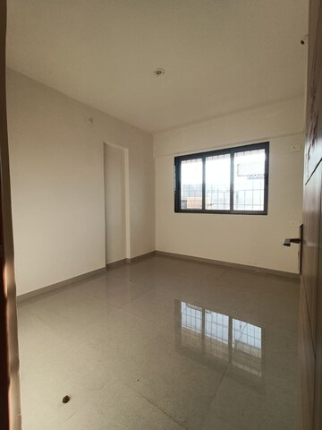 Room in 2 BHK Apartment at Lodha Panacea 1, Dombivli East – for Rent