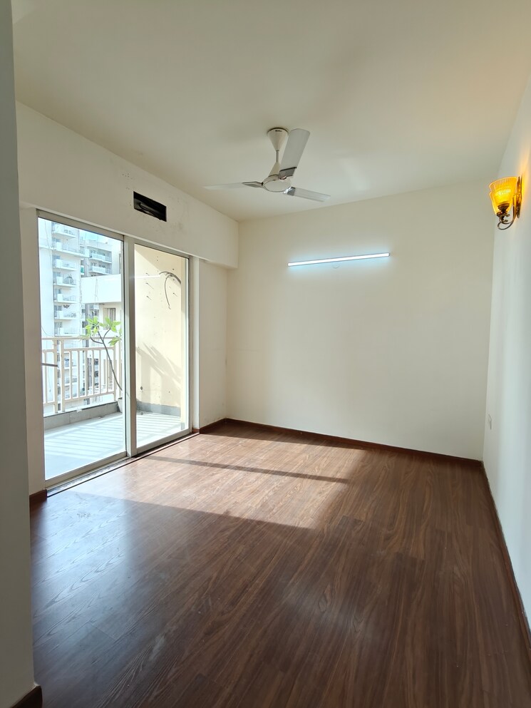Room, m3m-marina 2 Bedroom 1330 Sq.Ft. Apartment In Sector 68 Gurgaon 9499427