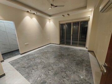 3.5 BHK Apartment For Rent in Parsvnath Exotica, Sector 53