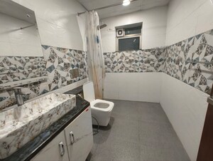 Attached Bathroom in 3.5 BHK Apartment at Parsvnath Exotica, Sector 53 – for Rent