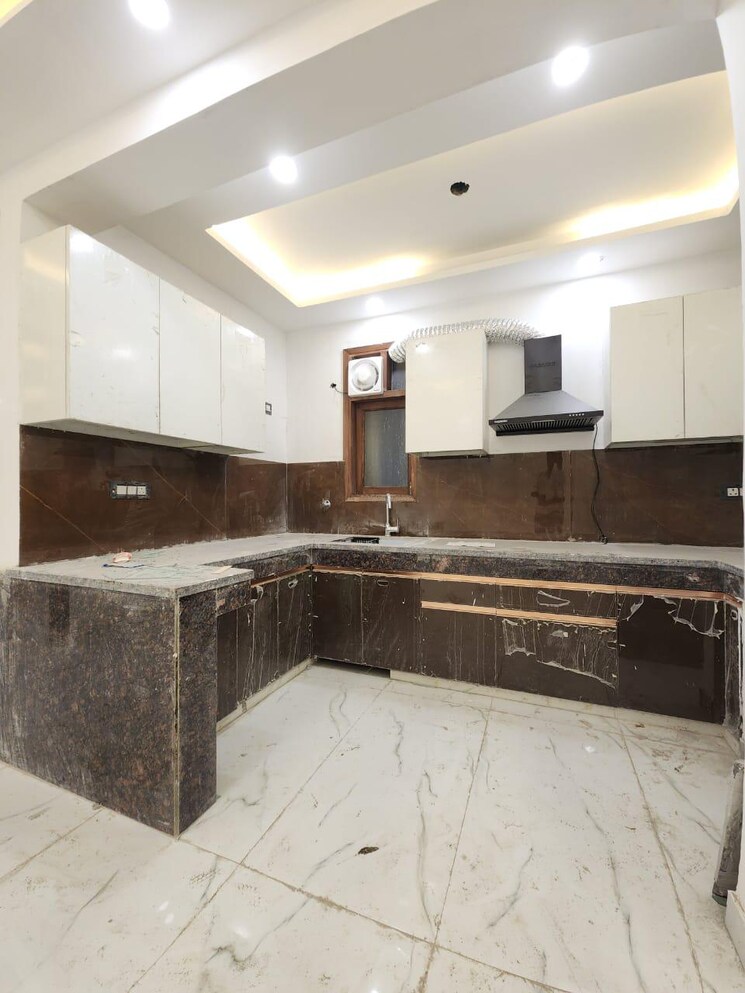 Kitchen, chattarpur 2 Bedroom 950 Sq.Ft. Builder Floor In Chattarpur Delhi 9499509