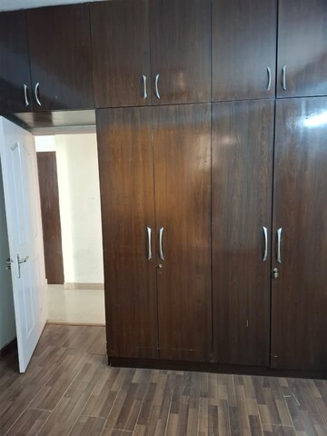 Bathroom in 4 BHK Builder Floor at Windsor Grande Residences, Andheri West – for Sale