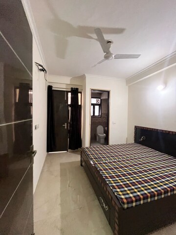 Bedroom in 1 BHK Builder Floor at Chattarpur – for Rent