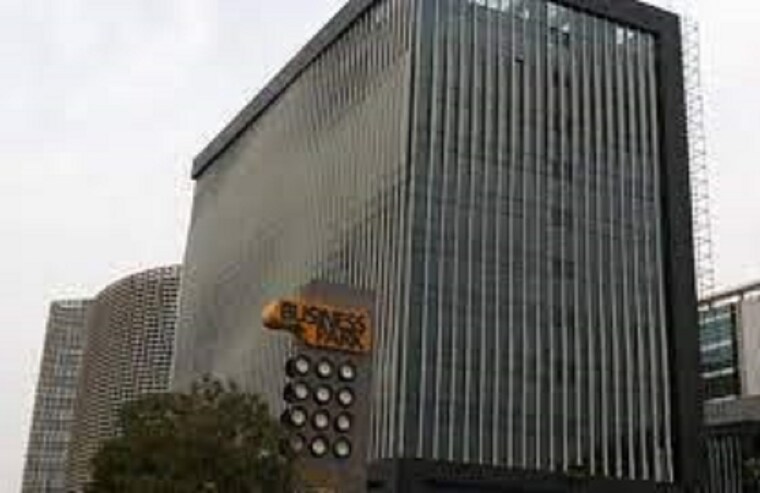 Exterior View, parshwanath-business-park Commercial Office Space 2550 Sq.Ft. In Prahlad Nagar Ahmedabad 9499526