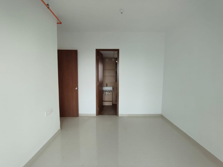 Room, kalpataru-immensa 1 Bedroom 450 Sq.Ft. Apartment In Kolshet Road Thane 9499548
