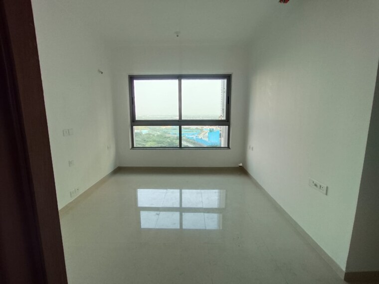 Room, kalpataru-immensa 1 Bedroom 450 Sq.Ft. Apartment In Kolshet Road Thane 9499548