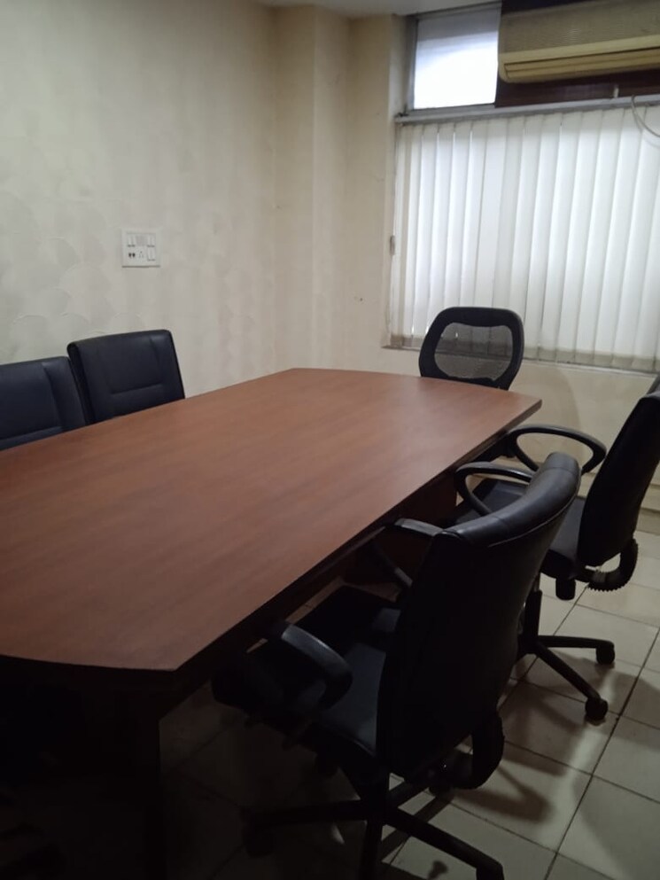 Team Area, minto park Commercial Office Space 1600 Sq.Ft. In Minto Park Kolkata 9499533