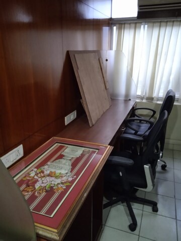 Bedroom in  Office Space at Minto Park – for Rent