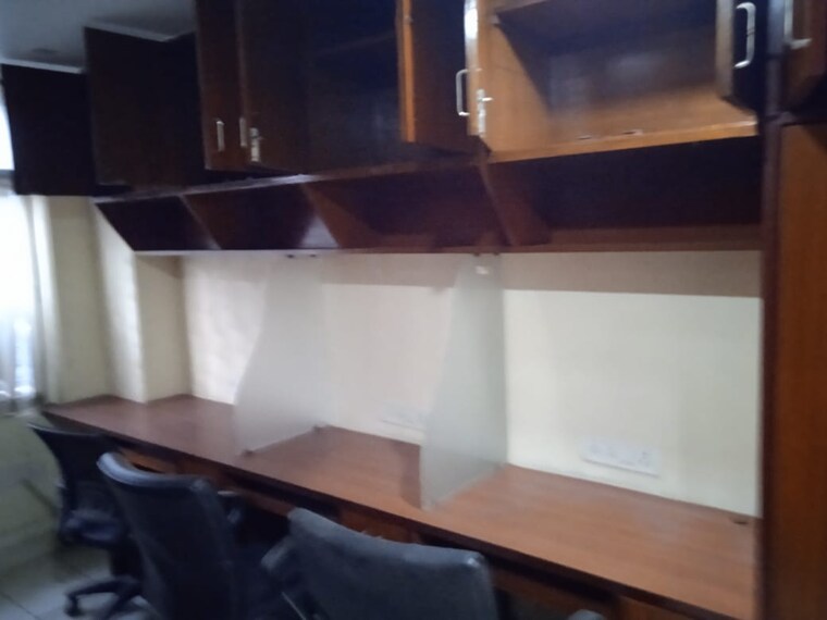 Kitchen, minto park Commercial Office Space 1600 Sq.Ft. In Minto Park Kolkata 9499533
