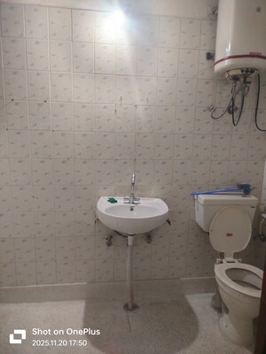 Bathroom in 2 BHK Apartment at Jubilee Apartments, Sector 15 – for Rent