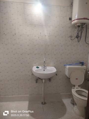 Bathroom in 2 BHK Apartment at Jubilee Apartments, Sector 15 – for Rent