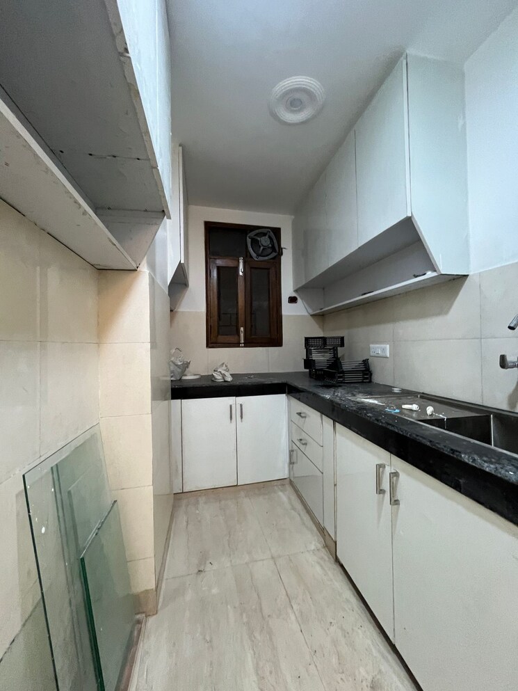 Kitchen, chattarpur 1 Bedroom 550 Sq.Ft. Builder Floor In Chattarpur Delhi 9499554